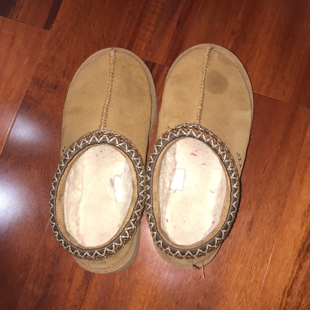 Tasman Uggs